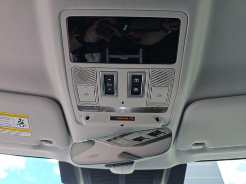 Certified 2025 Land Rover Defender 110 S AWD/4WD image 24