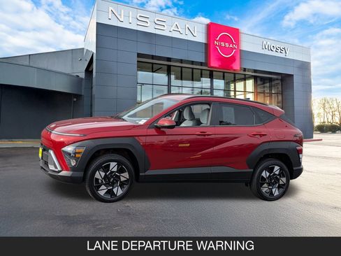 Used 2025 Hyundai Kona SEL image 5