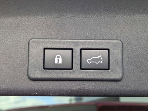 Certified 2023 Subaru Ascent Premium w/ Convenience Package image 14