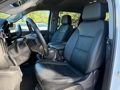 Used 2024 GMC Sierra 1500 SLT image 7