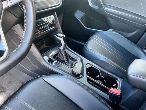 Used 2023 Volkswagen Tiguan SE AWD/4WD image 22