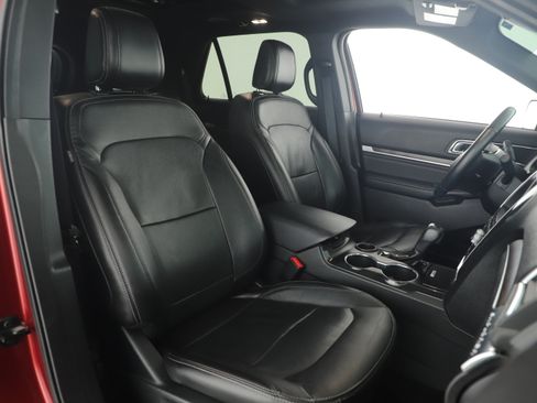 Used 2018 Ford Explorer Limited w/ Equipment Group 301A image 17
