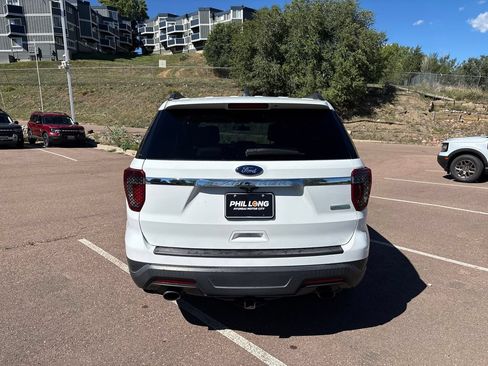 Used 2018 Ford Explorer FWD image 6