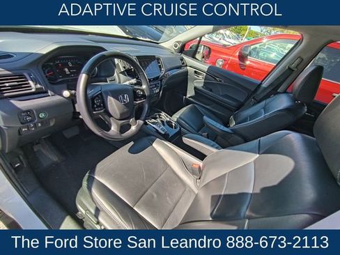 Used 2020 Honda Pilot Touring image 11