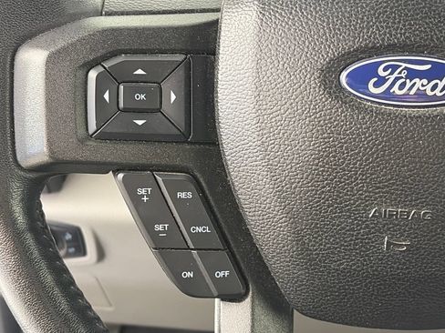 Used 2017 Ford F150 XLT w/ Equipment Group 302A Luxury AWD/4WD image 16