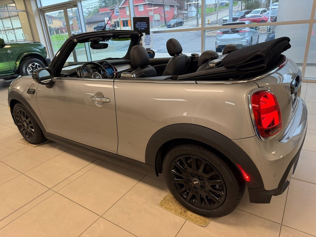 Used 2023 MINI Cooper Convertible FWD image 11