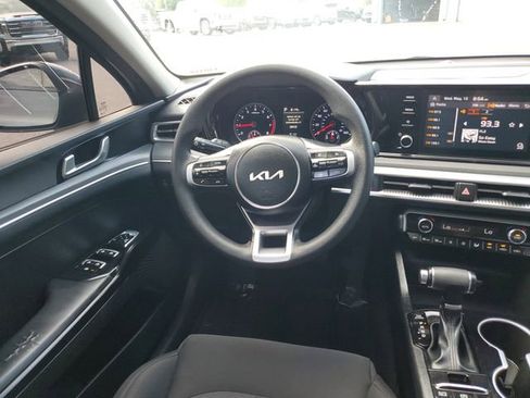 Used 2023 Kia K5 LXS FWD image 12
