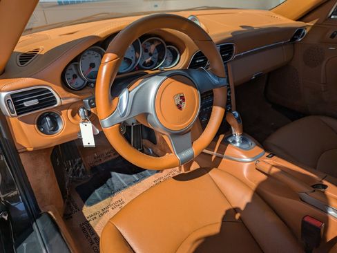 Used 2010 Porsche 911 Carrera 4S image 13