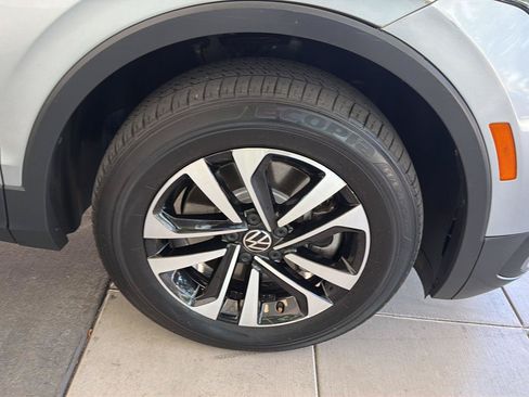 Certified 2022 Volkswagen Tiguan S FWD image 15