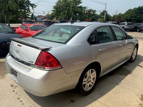 Used 2010 Chevrolet Impala LT w/ Luxury Edition Package FWD image 3