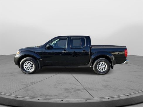 Used 2016 Nissan Frontier SV image 6