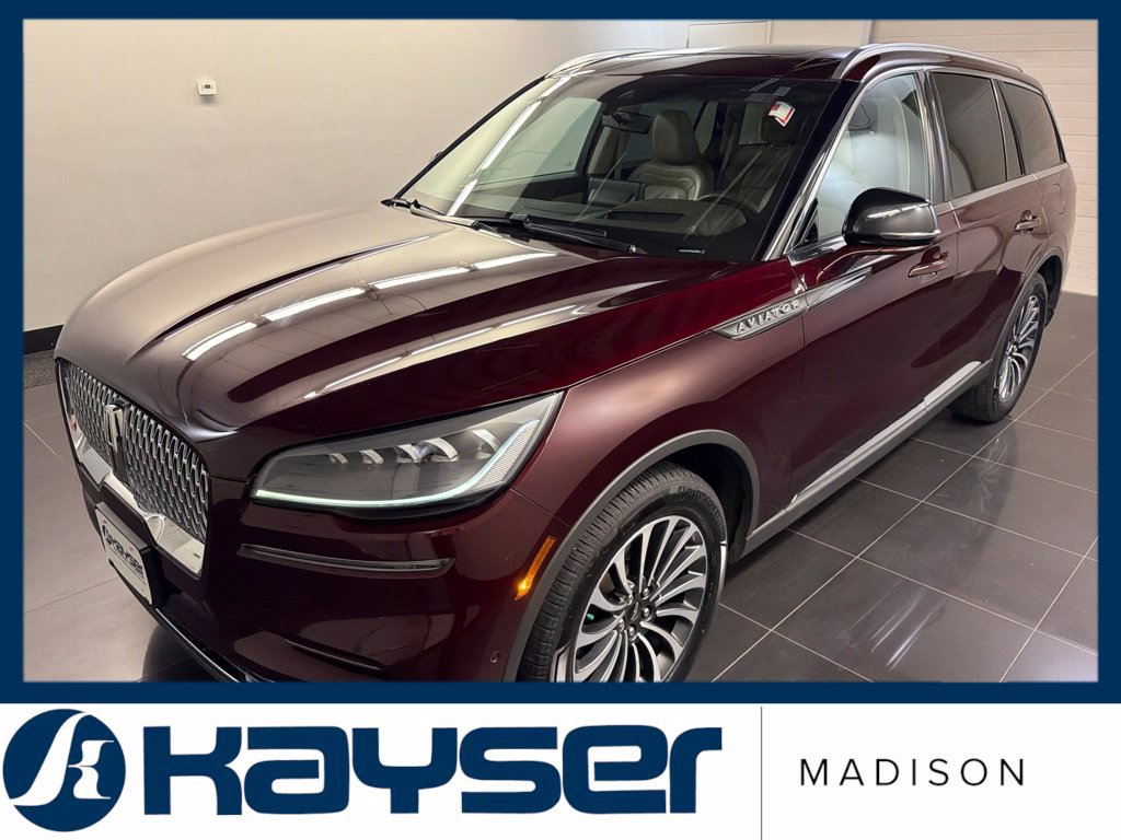 Used 2022 Lincoln Aviator Reserve w/ Equipment Group 201A AWD/4WD image 3