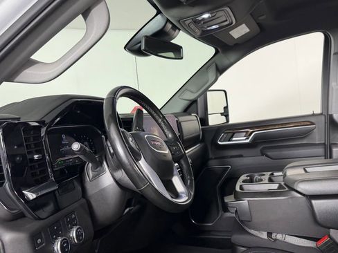 Used 2024 GMC Sierra 2500 SLE image 21