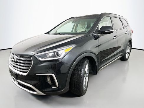 Used 2019 Hyundai Santa Fe XL image 3