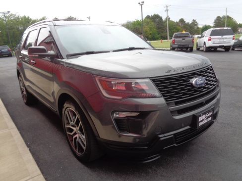 Used 2018 Ford Explorer Sport w/ Equipment Group 401A AWD/4WD image 4