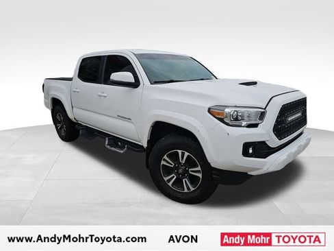 Used 2017 Toyota Tacoma TRD Sport w/ Tow Package (A/T) AWD/4WD image 1