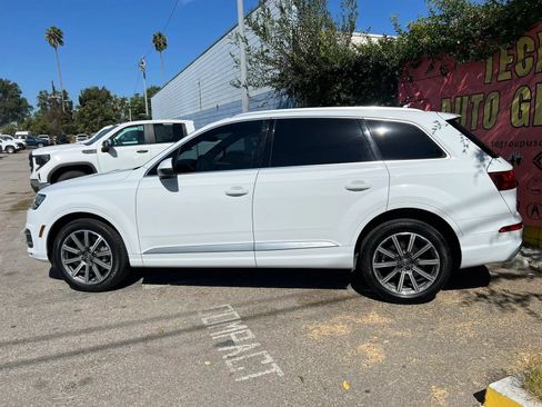 Used 2018 Audi Q7 3.0T Premium Plus w/ Premium Plus Package AWD/4WD image 7