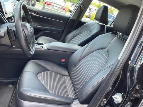 Used 2024 Toyota Camry SE w/ Convenience Package AWD/4WD image 11