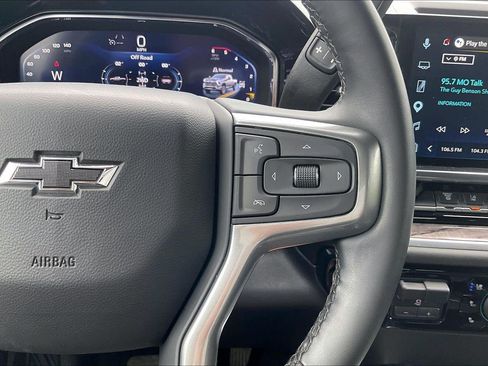 Used 2026 Chevrolet Silverado 2500 LTZ w/ LTZ Plus Package AWD/4WD image 20