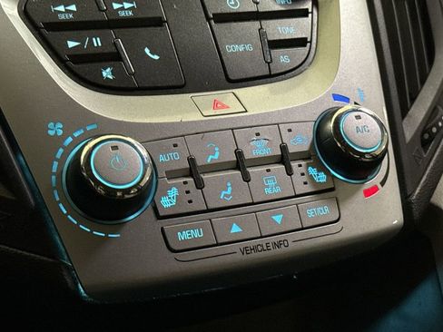 Used 2016 Chevrolet Equinox LT w/ Convenience Package image 16