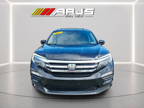 Used 2017 Honda Pilot Elite image 8