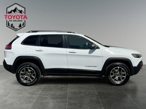 Used 2020 Jeep Cherokee Trailhawk AWD/4WD image 6