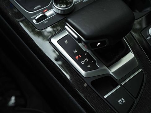 Used 2019 Audi Q7 3.0T Premium Plus AWD/4WD image 22