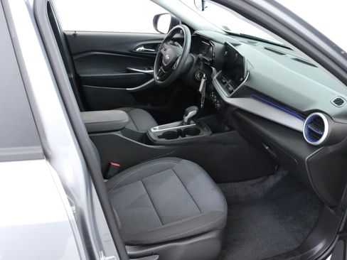 Certified 2024 Chevrolet Trax LS image 27