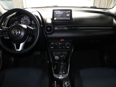 Used 2016 Scion iA FWD image 12