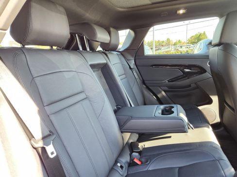 Used 2026 Land Rover Range Rover Evoque S image 15