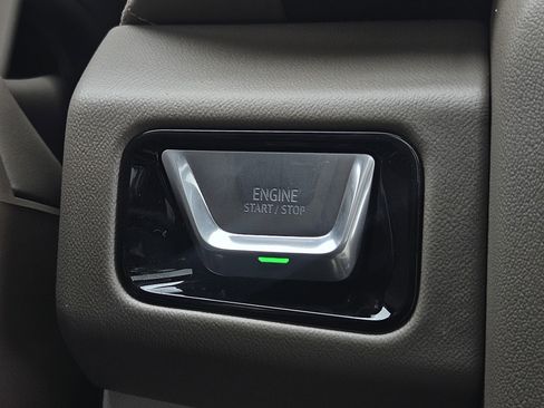 New 2026 GMC Yukon Denali w/ Sun & Power Step Package image 22