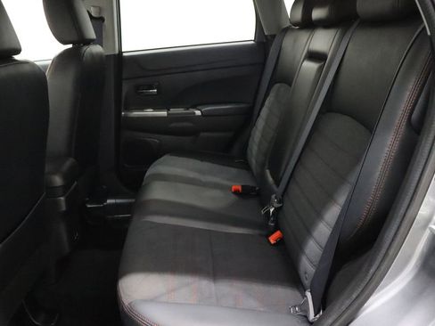 Used 2024 Mitsubishi Outlander Sport ES image 11