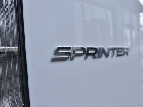 Used 2024 Mercedes-Benz Sprinter 2500 image 13