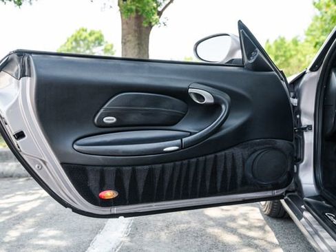 Used 2002 Porsche 911 Carrera 4 image 61