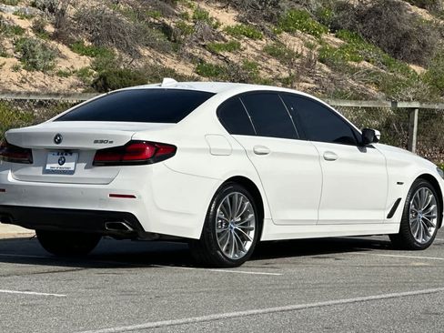 Certified 2023 BMW 530e 530e w/ Convenience Package image 2