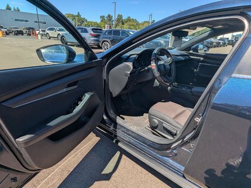 Used 2022 MAZDA MAZDA3 s FWD image 14