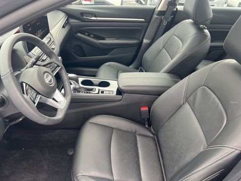 Certified 2025 Nissan Altima 2.5 SL image 4