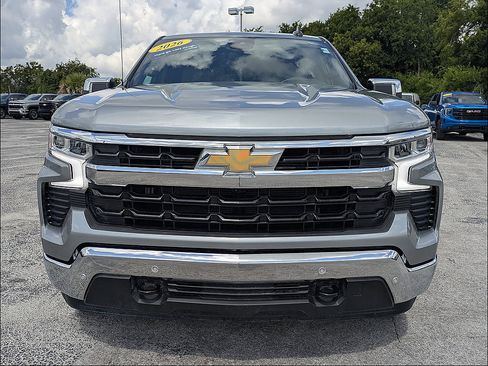Used 2026 Chevrolet Silverado 1500 LT w/ Safety Package RWD image 8