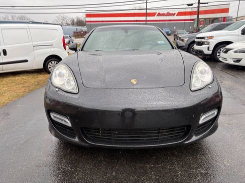 Used 2010 Porsche Panamera Turbo image 2