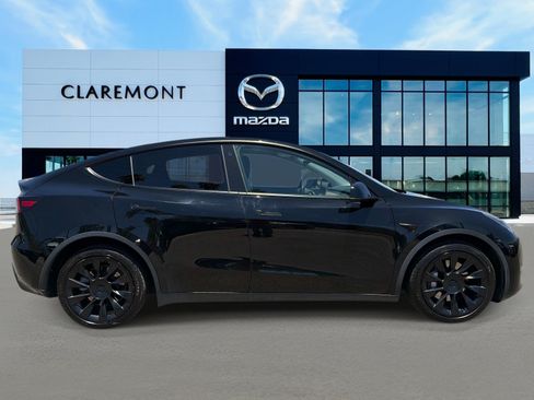 Used 2021 Tesla Model Y Long Range AWD/4WD image 4
