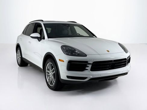 Used 2023 Porsche Cayenne image 7