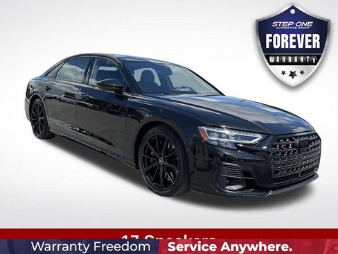 Used 2024 Audi S8 AWD/4WD image 9