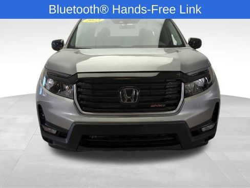 Used 2023 Honda Ridgeline Sport image 9