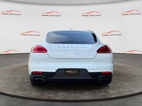Used 2015 Porsche Panamera 4 image 7
