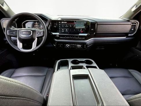 Used 2025 GMC Sierra 1500 SLT AWD/4WD image 7