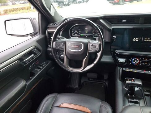 Used 2022 GMC Sierra 1500 AT4 w/ AT4 Premium Package image 13