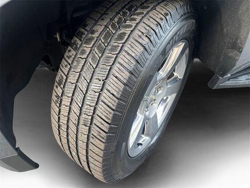 Used 2020 Chevrolet Tahoe LT image 9