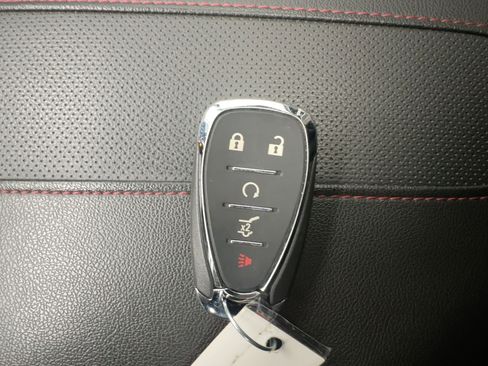 Certified 2023 Chevrolet Traverse RS image 31