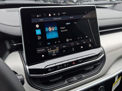 New 2026 Jeep Compass Limited image 11