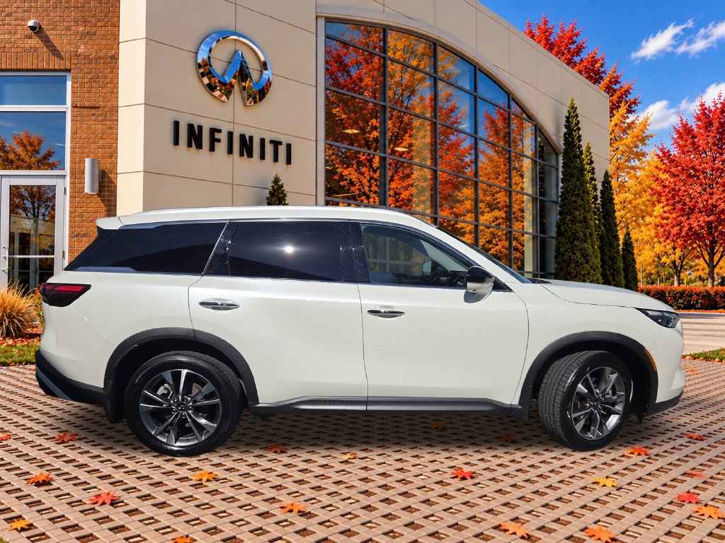 Used 2023 INFINITI QX60 Luxe w/ Cargo Package AWD/4WD image 12